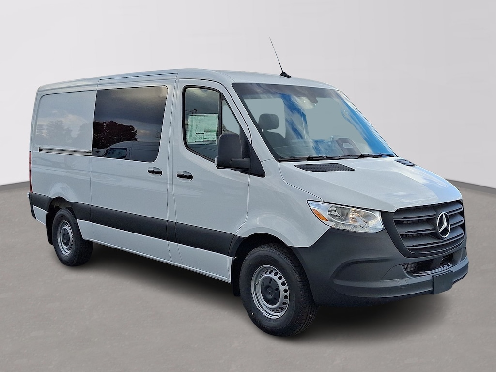 New 2025 Mercedes-Benz Sprinter 2500 Standard Roof 4-Cyl Diesel Van Crew Van