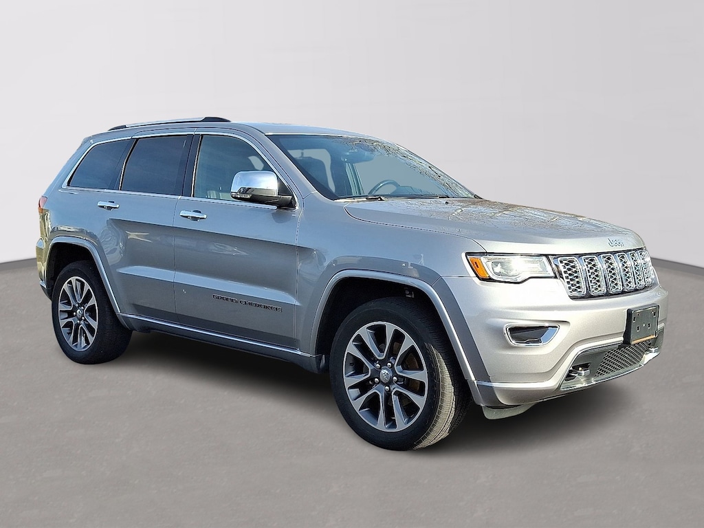 Used 2017 Jeep Grand Cherokee Overland 4x4 SUV