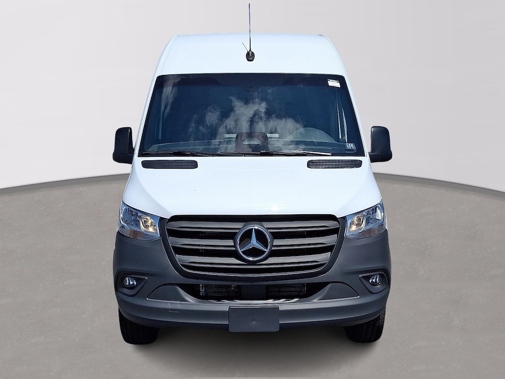New 2025 Mercedes-Benz Sprinter 2500 Standard Roof 4-Cyl Diesel Van Cargo Van