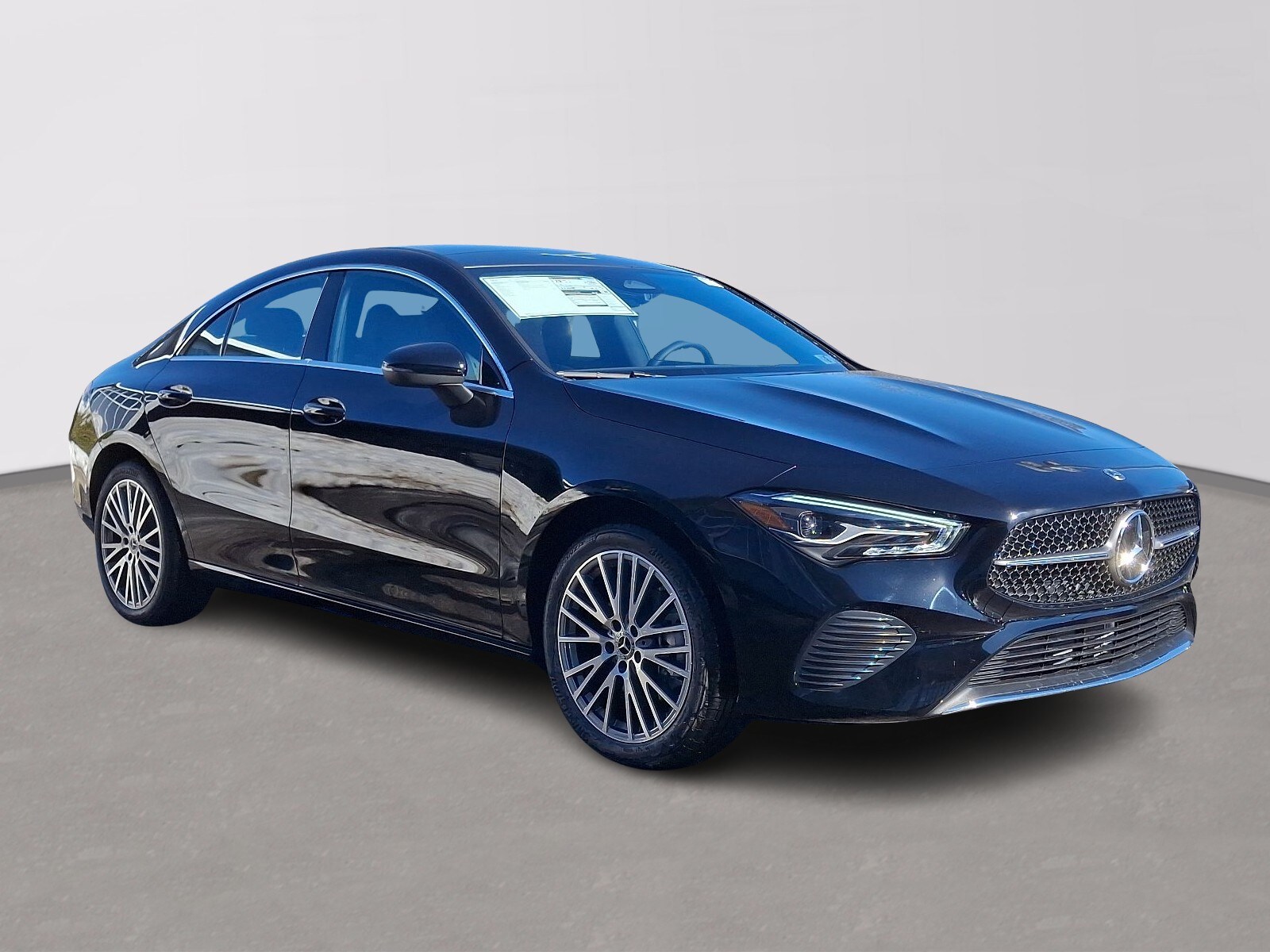 2025 Mercedes Benz CLA 250 4MATIC photo 3