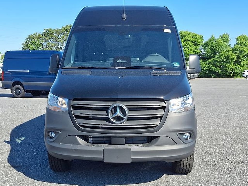New 2026 Mercedes-Benz Sprinter 2500 Standard Roof 4-Cyl Diesel Van Cargo Van