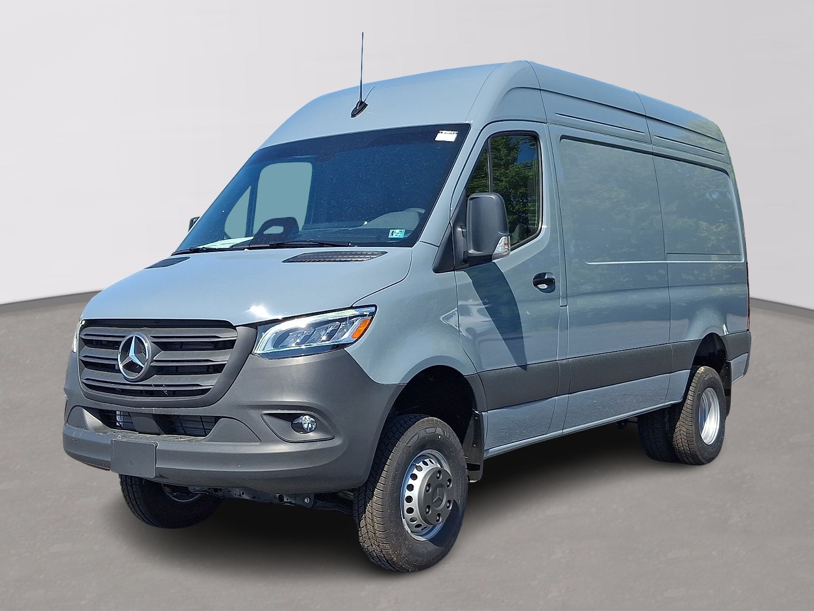 2026 Mercedes-Benz Sprinter 3500XD 144 WB HO AWD's photo