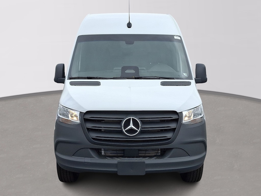 New 2025 Mercedes-Benz Sprinter 2500 Standard Roof 4-Cyl Diesel Van Cargo Van
