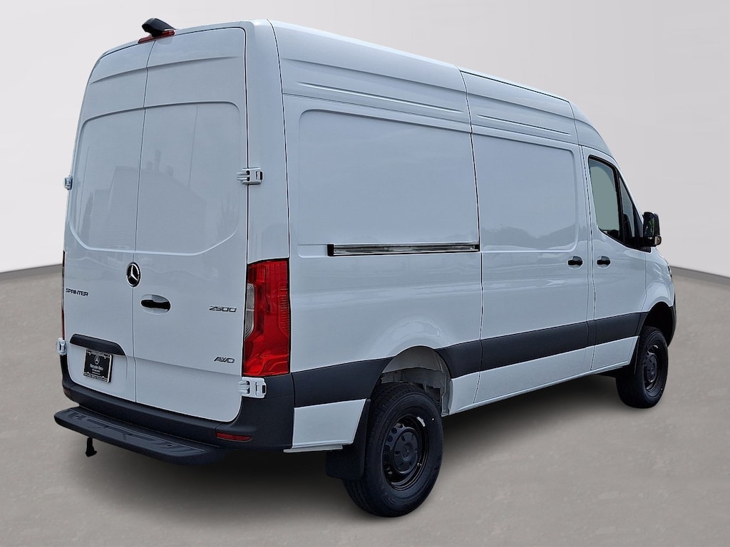 New 2026 Mercedes-Benz Sprinter 2500 Standard Roof 4-Cyl Diesel HO Van Cargo Van