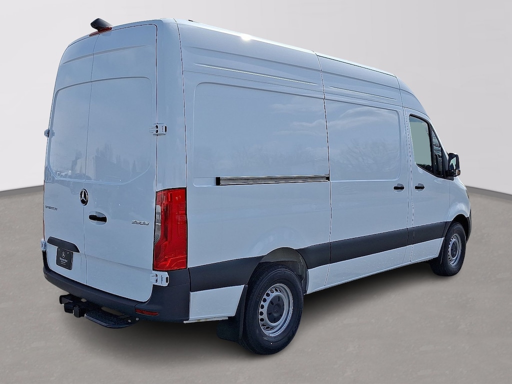 New 2026 Mercedes-Benz Sprinter 2500 Standard Roof 4-Cyl Diesel HO Van Cargo Van