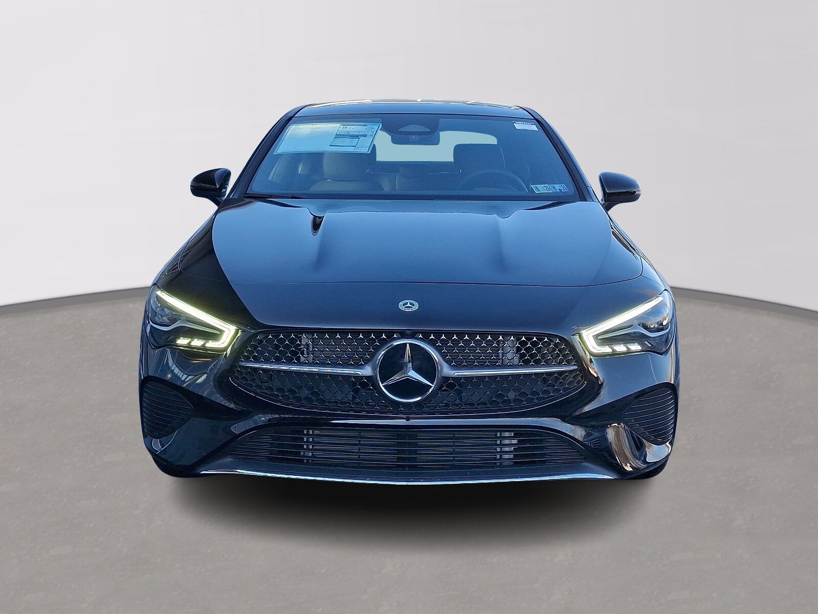 2025 Mercedes Benz CLA 250 4MATIC photo 2