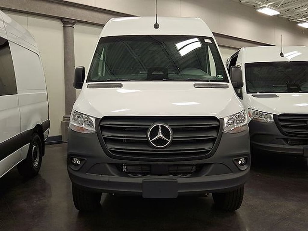 New 2026 Mercedes-Benz Sprinter 2500 Standard Roof 4-Cyl Diesel HO Van Cargo Van