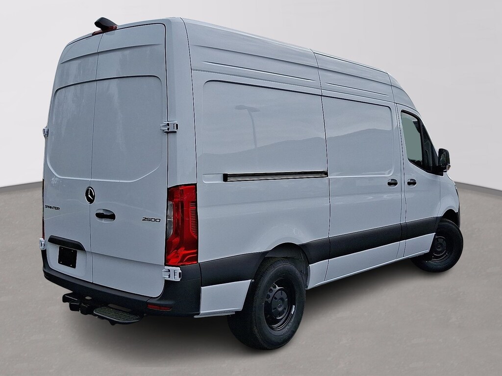 New 2025 Mercedes-Benz Sprinter 2500 Standard Roof 4-Cyl Diesel Van Cargo Van