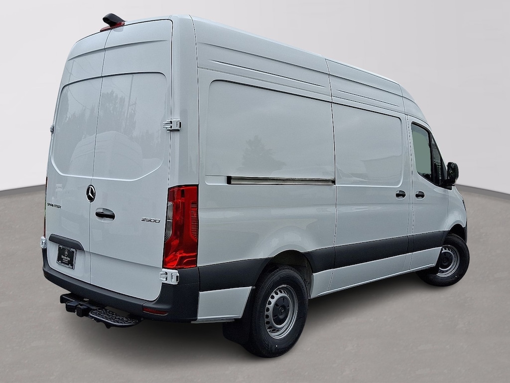 New 2025 Mercedes-Benz Sprinter 2500 Standard Roof 4-Cyl Diesel Van Cargo Van
