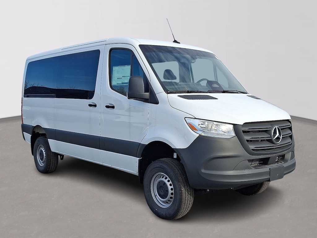 New 2025 Mercedes-Benz Sprinter 2500 Standard Roof 4-Cyl Diesel HO Van Cargo Van