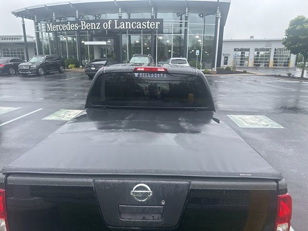 Used 2011 Nissan Frontier SV Truck Crew Cab