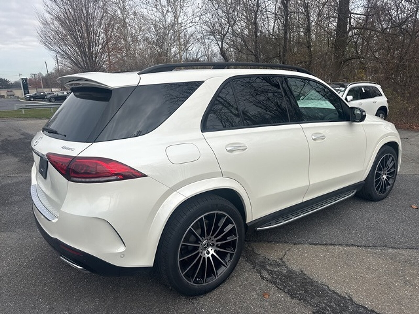 2023 Mercedes Benz GLE 450 4MATIC photo 3