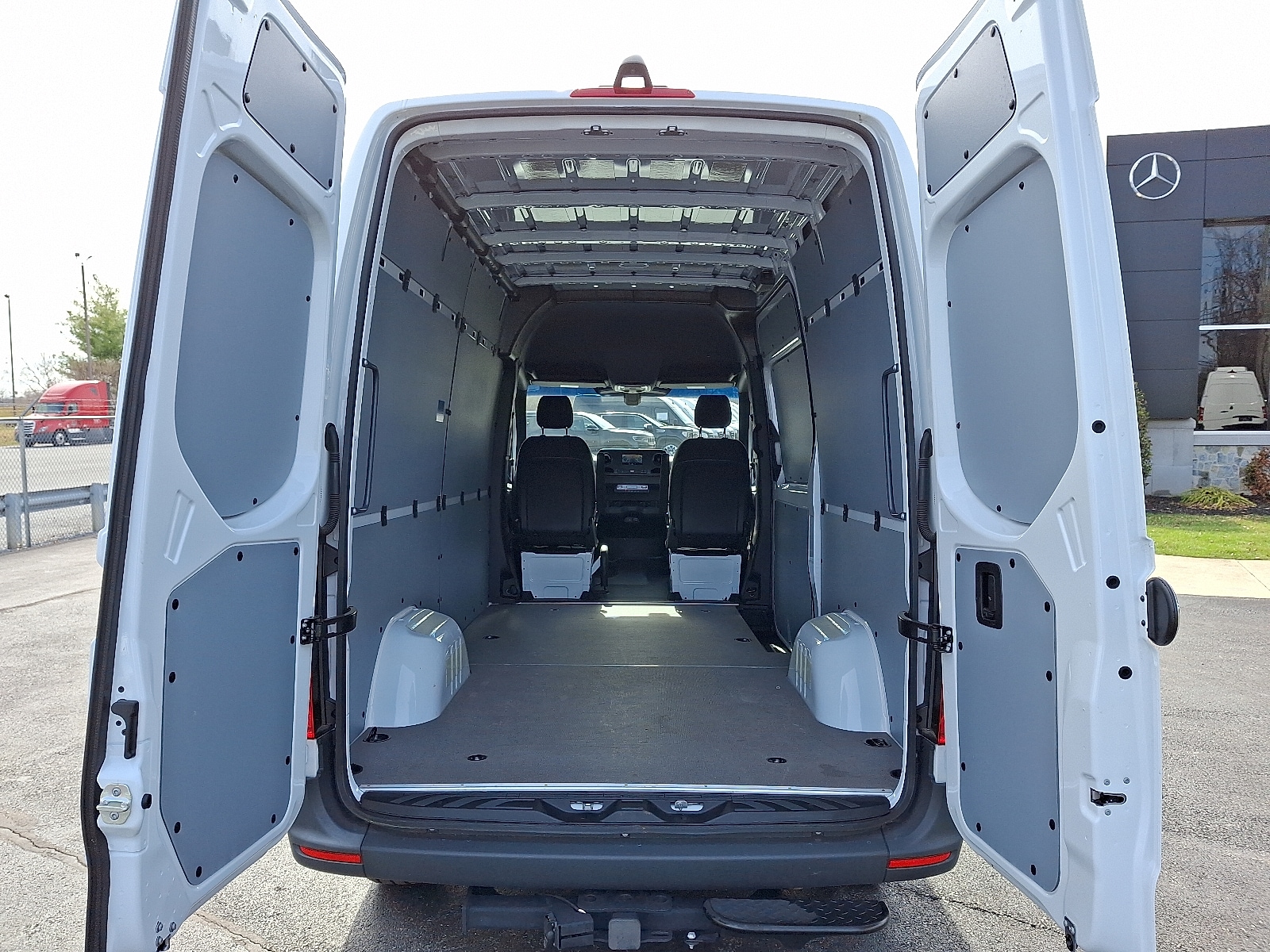 2024 Mercedes-Benz Sprinter Cargo Van Base - Photo 9