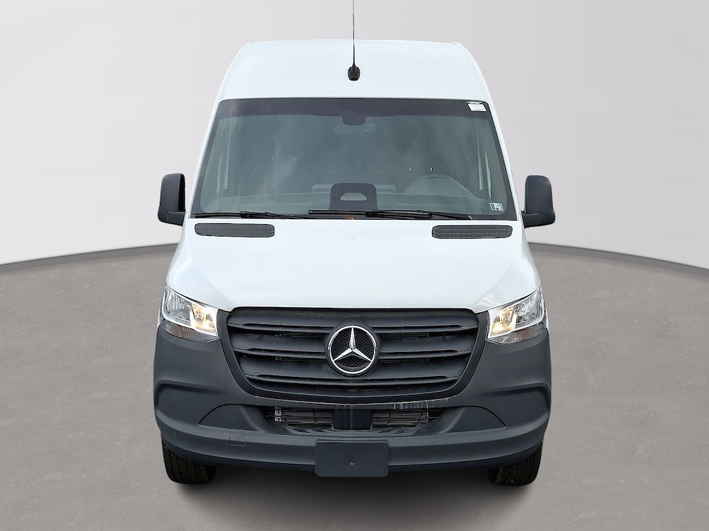 New 2025 Mercedes-Benz Sprinter 2500 Standard Roof 4-Cyl Diesel Van Cargo Van