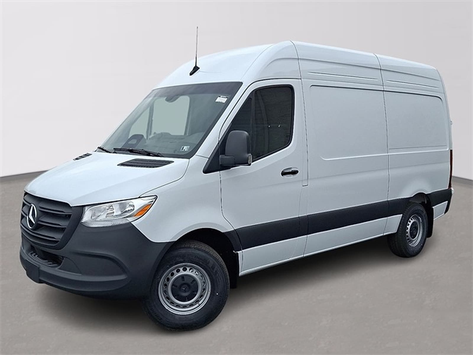 2025 Mercedes-Benz Sprinter Cargo Van Base's photo