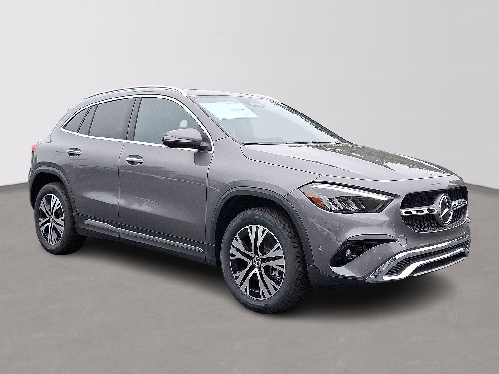 2026 Mercedes Benz GLA 250 4MATIC photo 3