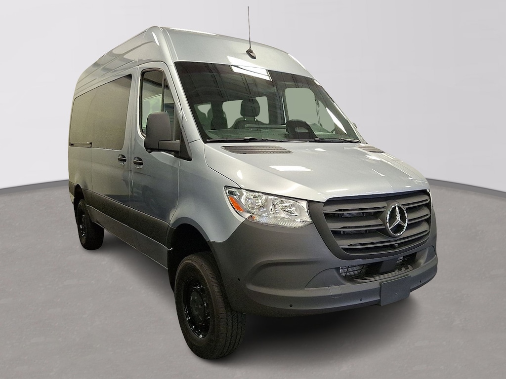 New 2025 Mercedes-Benz Sprinter 2500 Standard Roof 4-Cyl Diesel HO Van Passenger Van