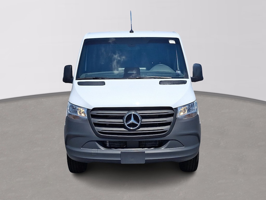 New 2025 Mercedes-Benz Sprinter 2500 Standard Roof 4-Cyl Diesel Van Cargo Van