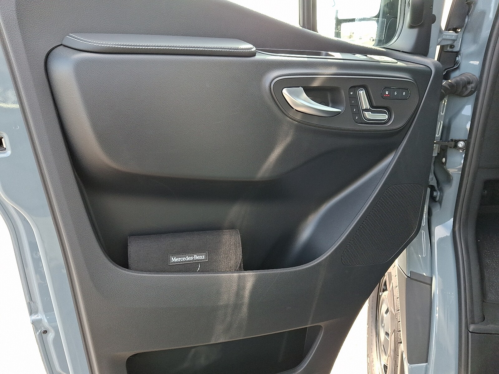 2024 Mercedes-Benz Sprinter Crew Van Base - Photo 13