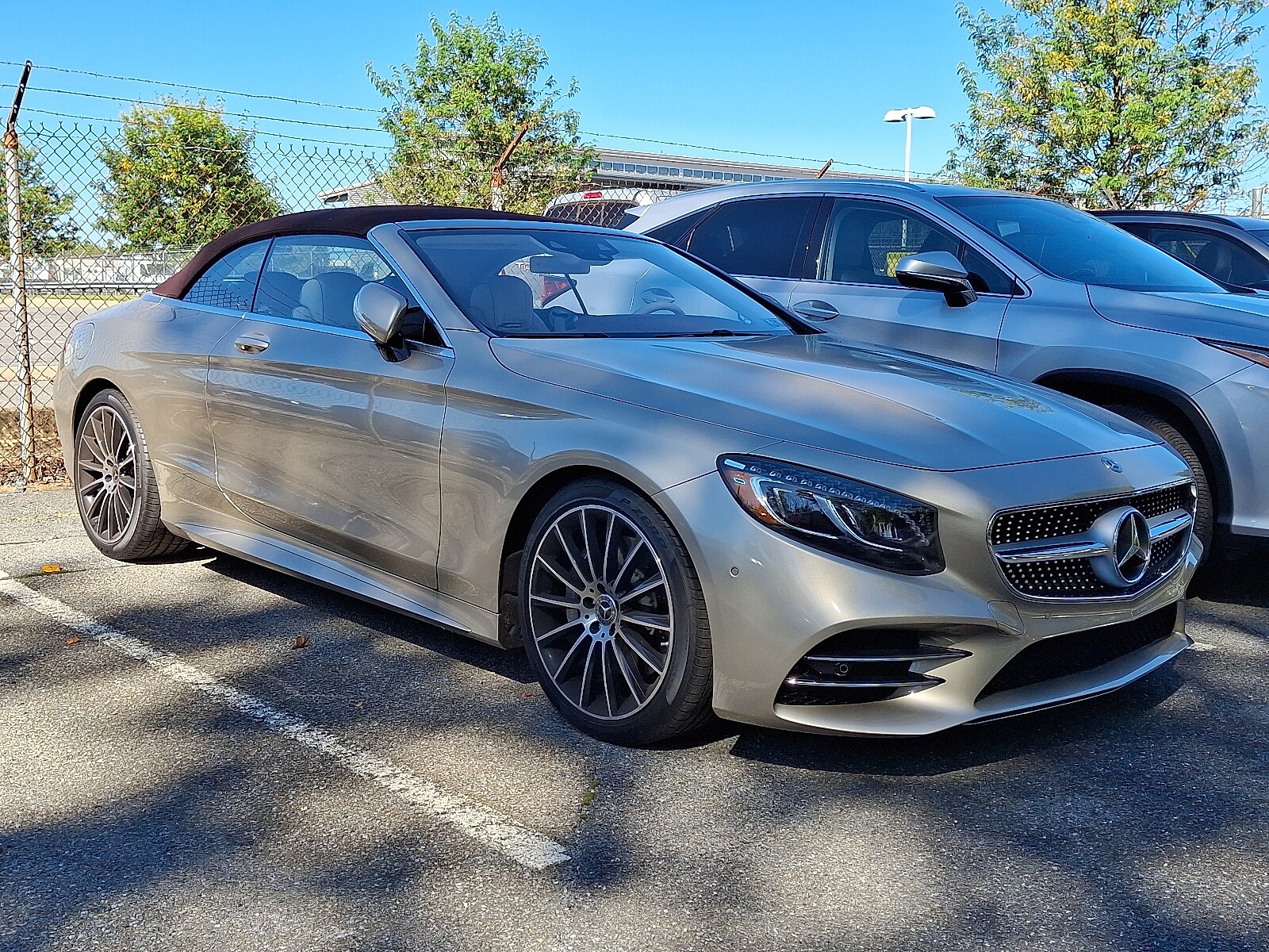 2019 Mercedes Benz S 560 photo 2