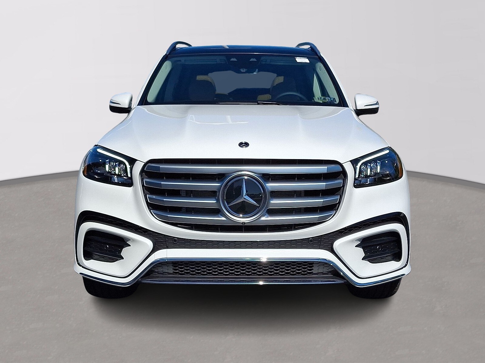 2026 Mercedes Benz GLS 450 4MATIC photo 2