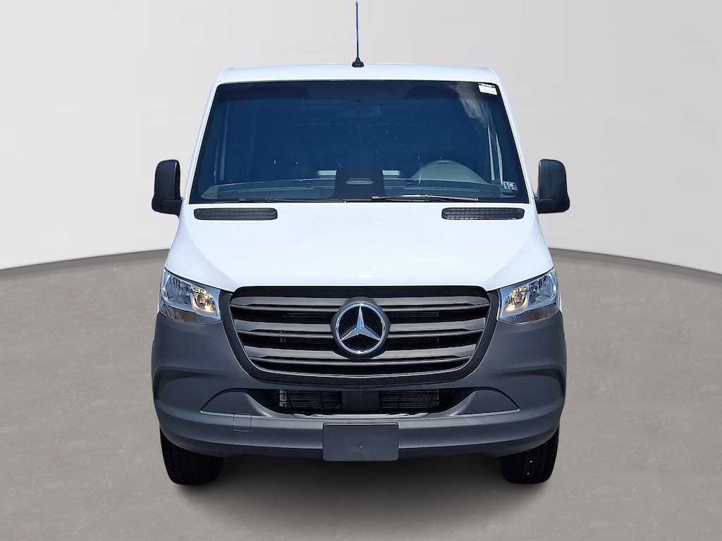 New 2025 Mercedes-Benz Sprinter 2500 Standard Roof 4-Cyl Diesel Van Cargo Van