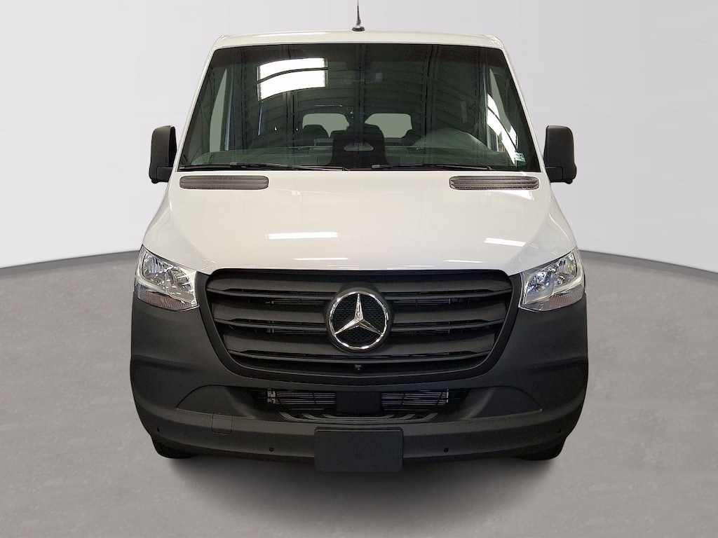 New 2026 Mercedes-Benz Sprinter 2500 Standard Roof 4-Cyl Diesel HO Select Van Passenger Van