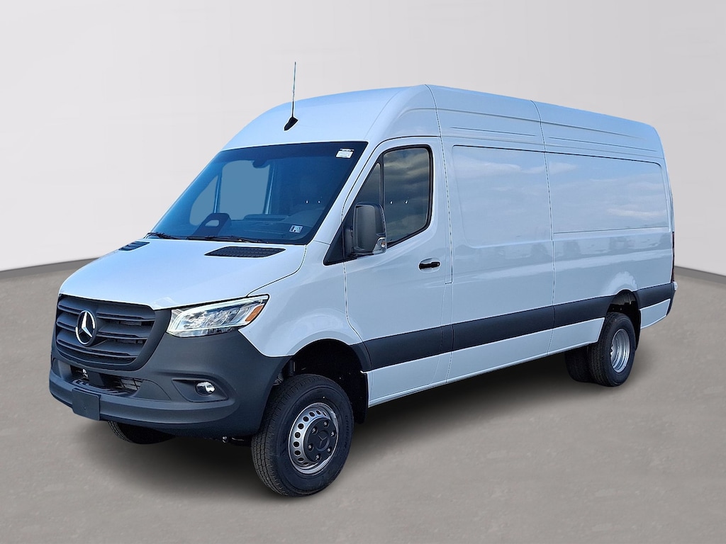 New 2025 Mercedes-Benz Sprinter 3500XD High Roof 4-Cyl Diesel HO Van Cargo Van