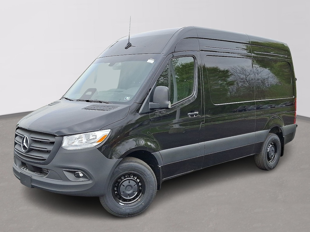 New 2025 Mercedes-Benz Sprinter 2500 Standard Roof 4-Cyl Diesel Van Cargo Van