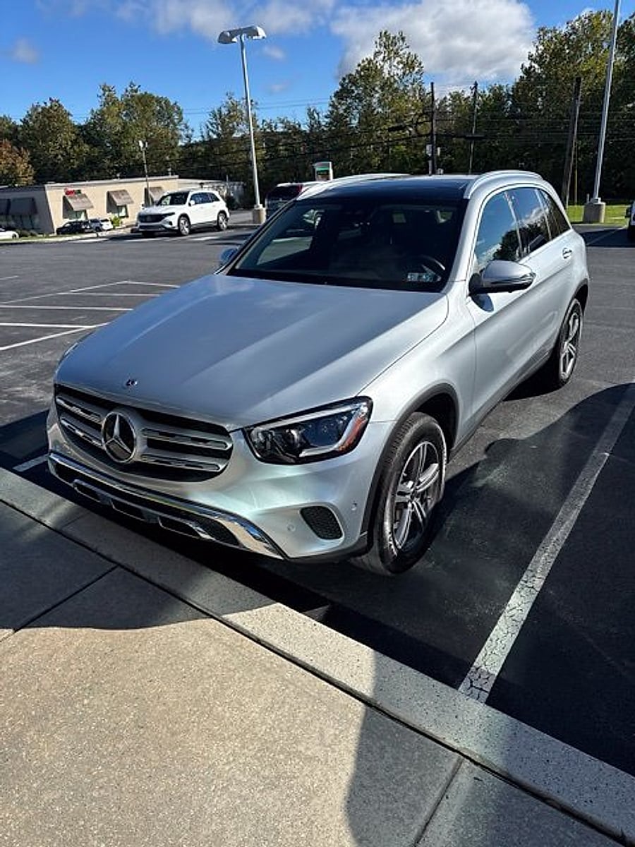 2022 Mercedes-Benz GLC 300