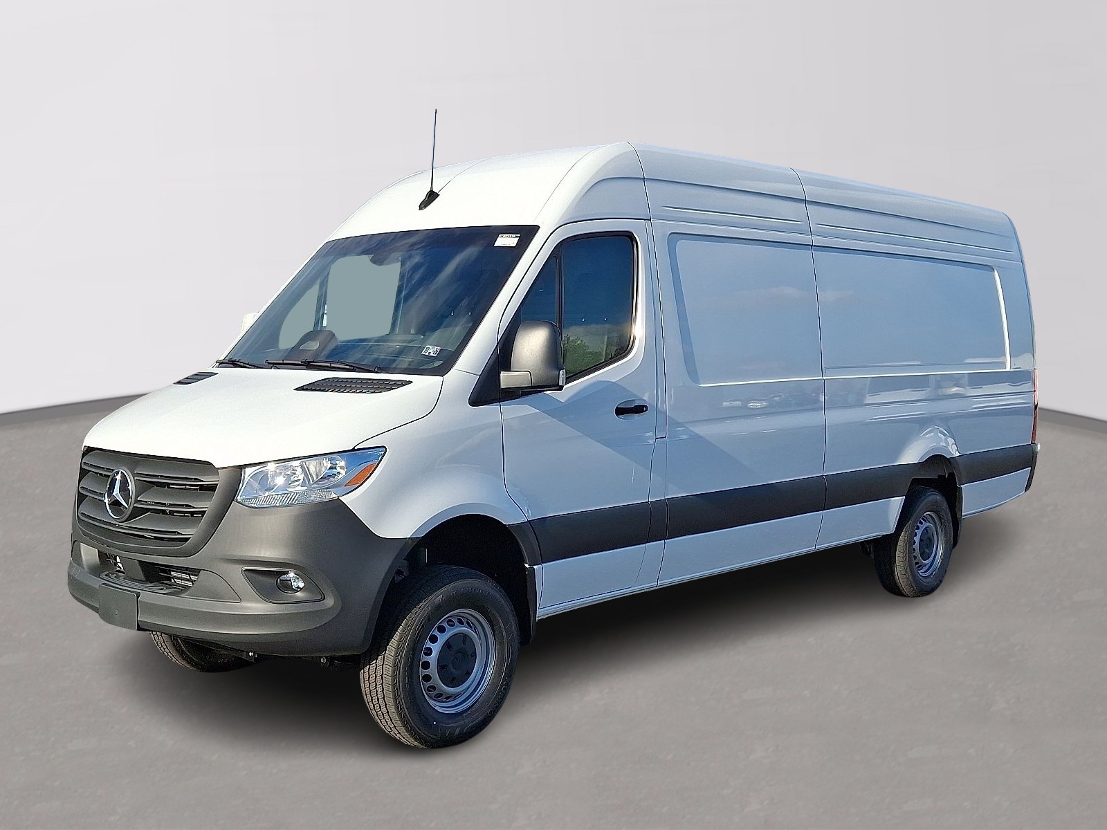 2026 Mercedes-Benz Sprinter Cargo Van Base's photo