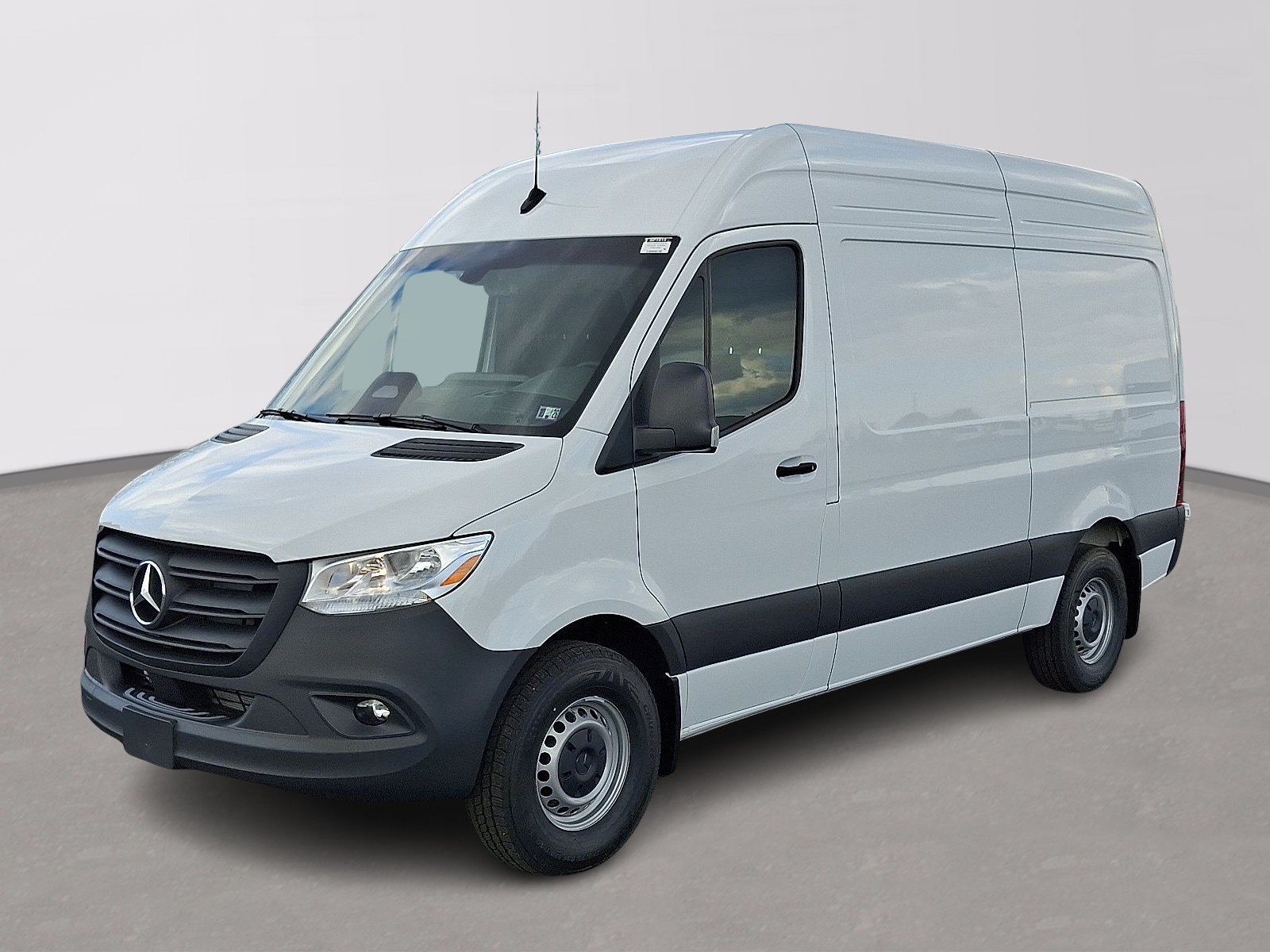 2026 Mercedes-Benz Sprinter Cargo Van Base's photo