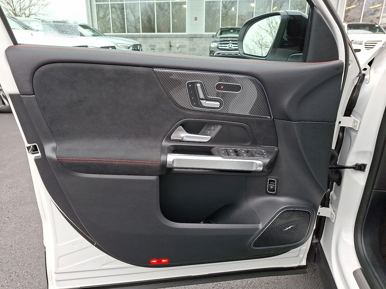 2025 Mercedes-Benz GLB Base - Photo 13