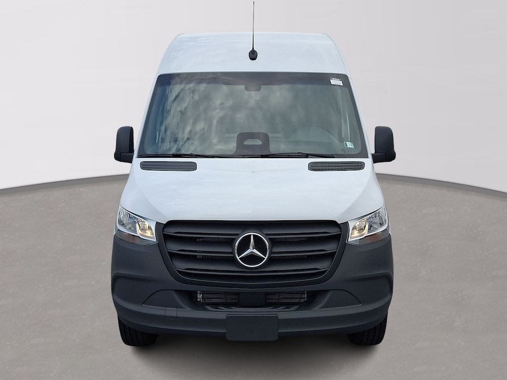 New 2026 Mercedes-Benz Sprinter 2500 Standard Roof 4-Cyl Diesel Van Crew Van