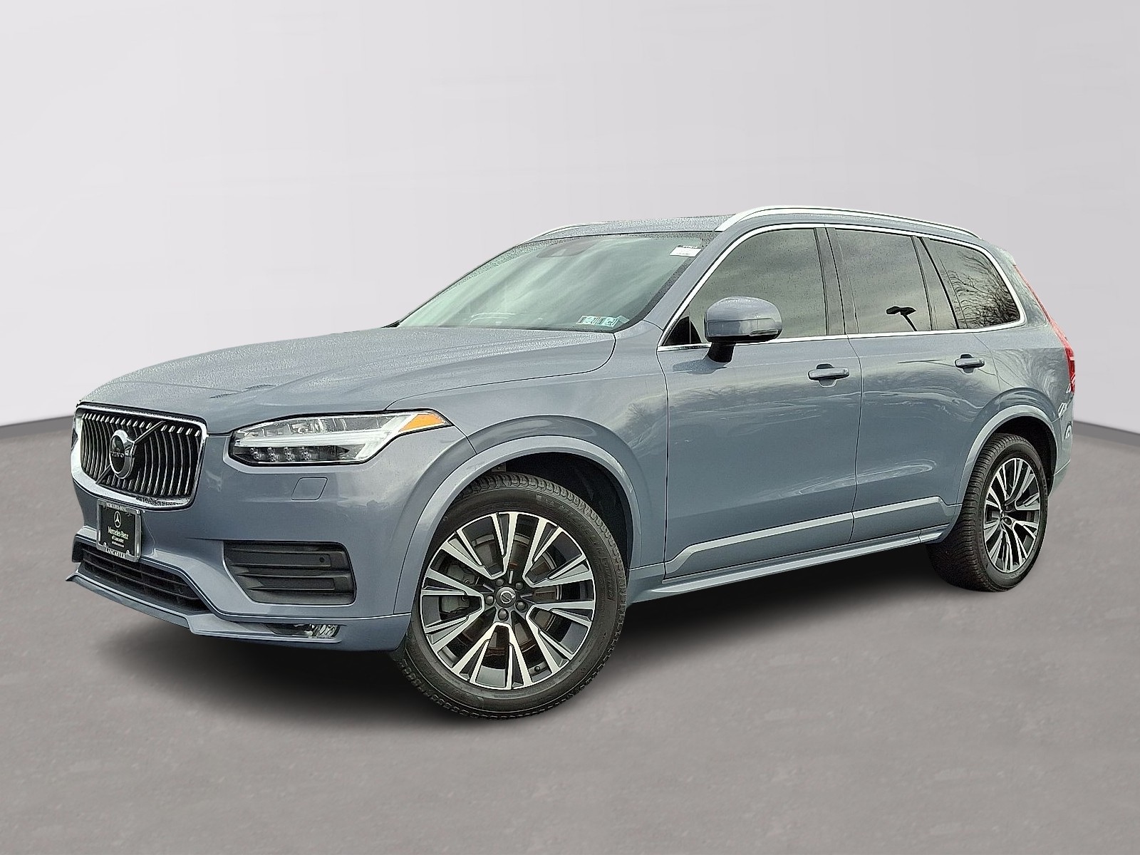 2022 Volvo XC90 Momentum