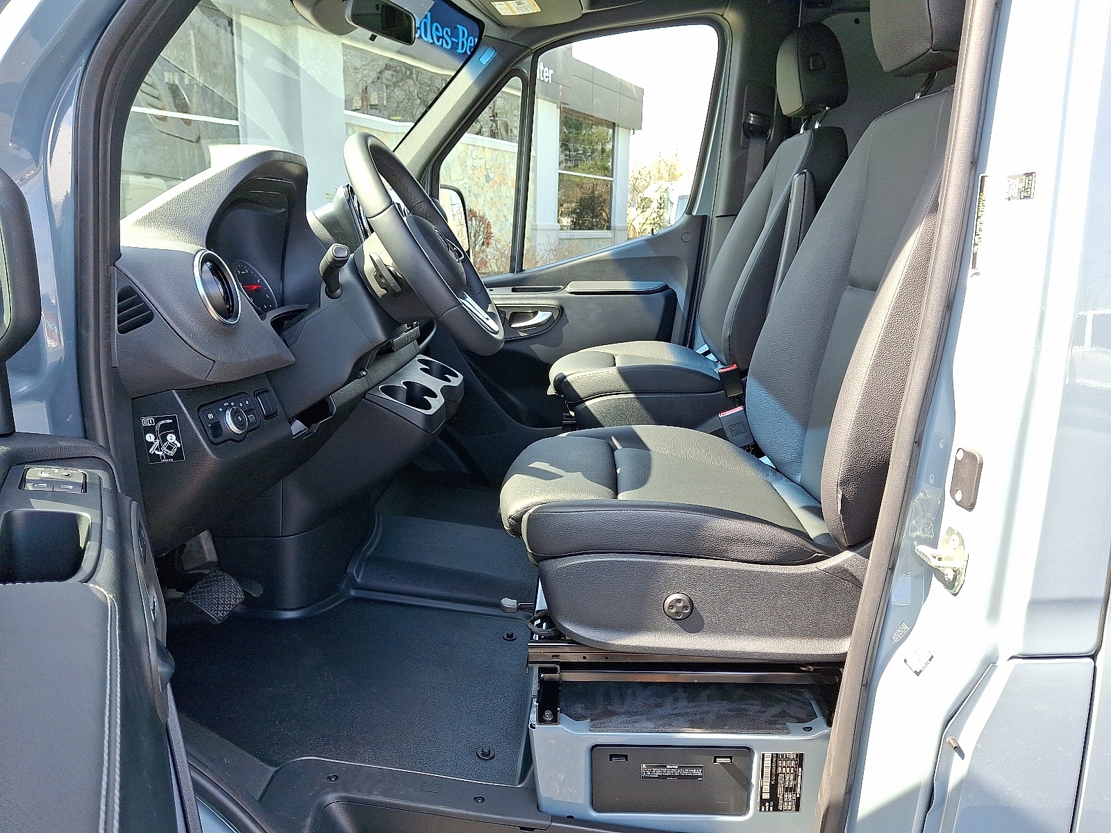 2024 Mercedes-Benz Sprinter Crew Van Base - Photo 14