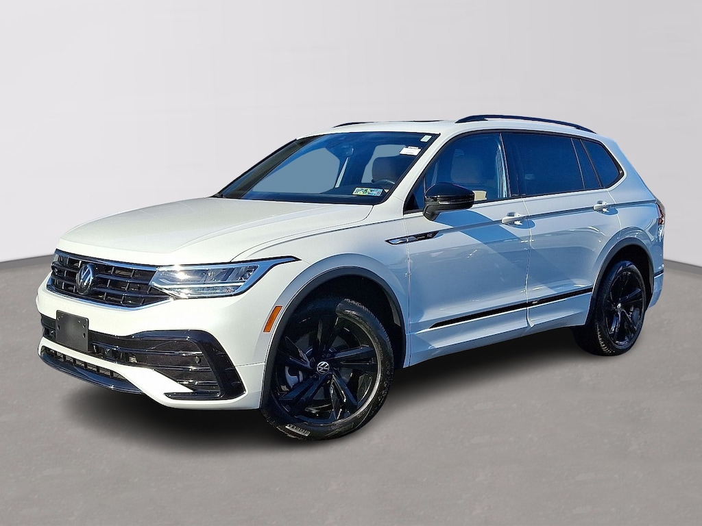 Used 2024 Volkswagen Tiguan 2.0T SE R-Line Black SUV