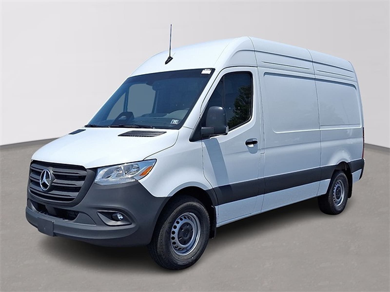 2025 Mercedes-Benz Sprinter Cargo Van Base's photo