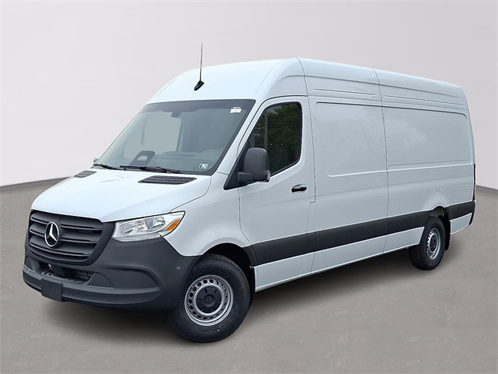 2025 Mercedes-Benz Sprinter Cargo Van Base's photo