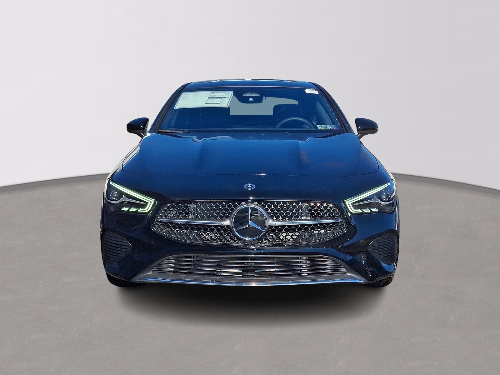 2025 Mercedes Benz CLA 250 4MATIC photo 2
