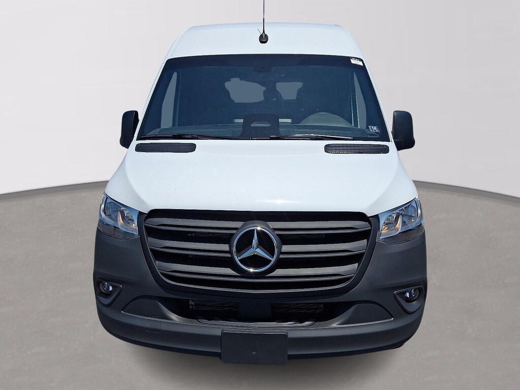 New 2025 Mercedes-Benz Sprinter 2500 Standard Roof 4-Cyl Diesel HO Van Cargo Van