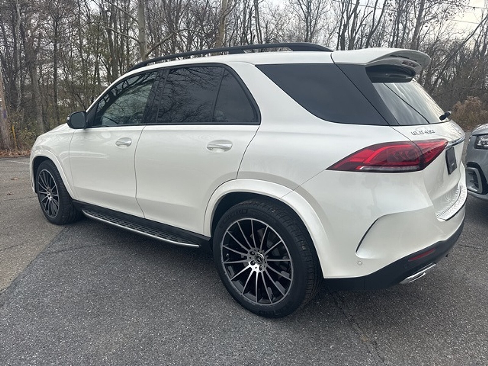 2023 Mercedes Benz GLE 450 4MATIC photo 2