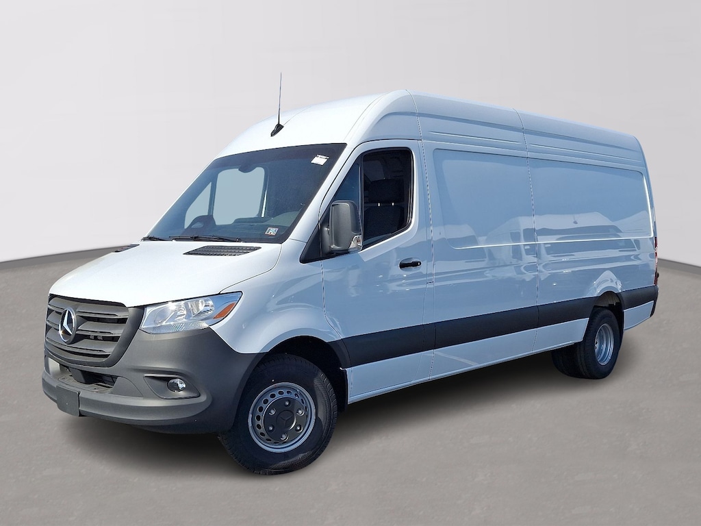 New 2025 Mercedes-Benz Sprinter 4500 High Roof 4-Cyl Diesel HO Van Cargo Van