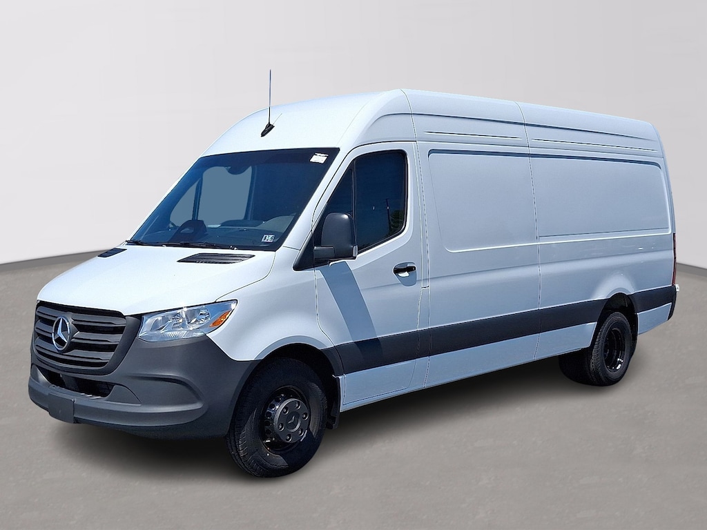 New 2025 Mercedes-Benz Sprinter 3500 High Roof 4-Cyl Diesel HO Van Cargo Van