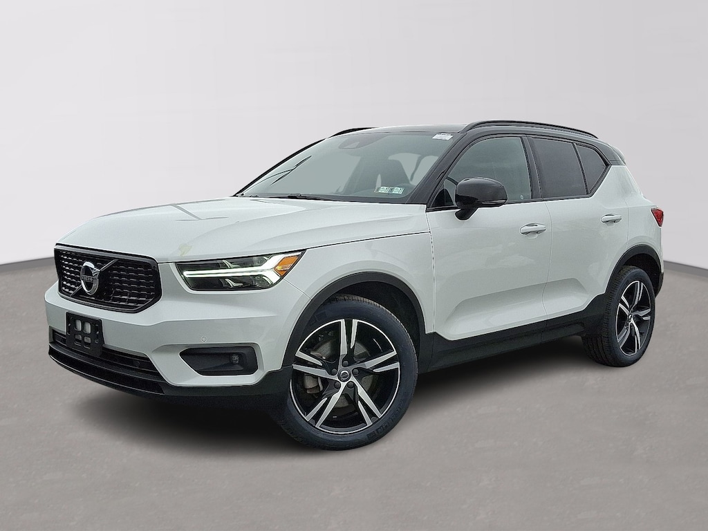 Used 2021 Volvo XC40 T5 R-Design SUV