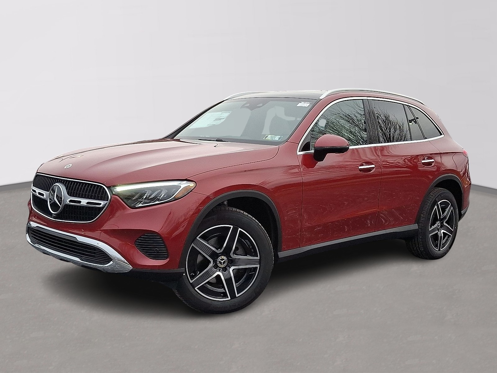 2026 Mercedes-Benz GLC Base's photo