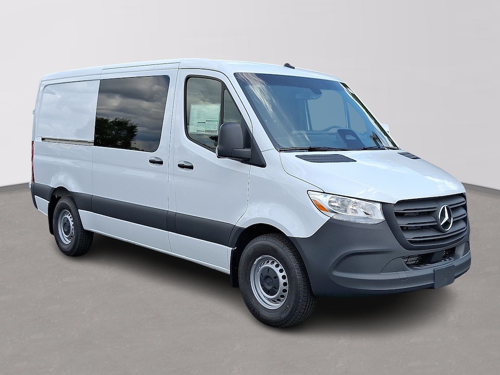 New 2025 Mercedes-Benz Sprinter 2500 Standard Roof 4-Cyl Diesel Van Crew Van