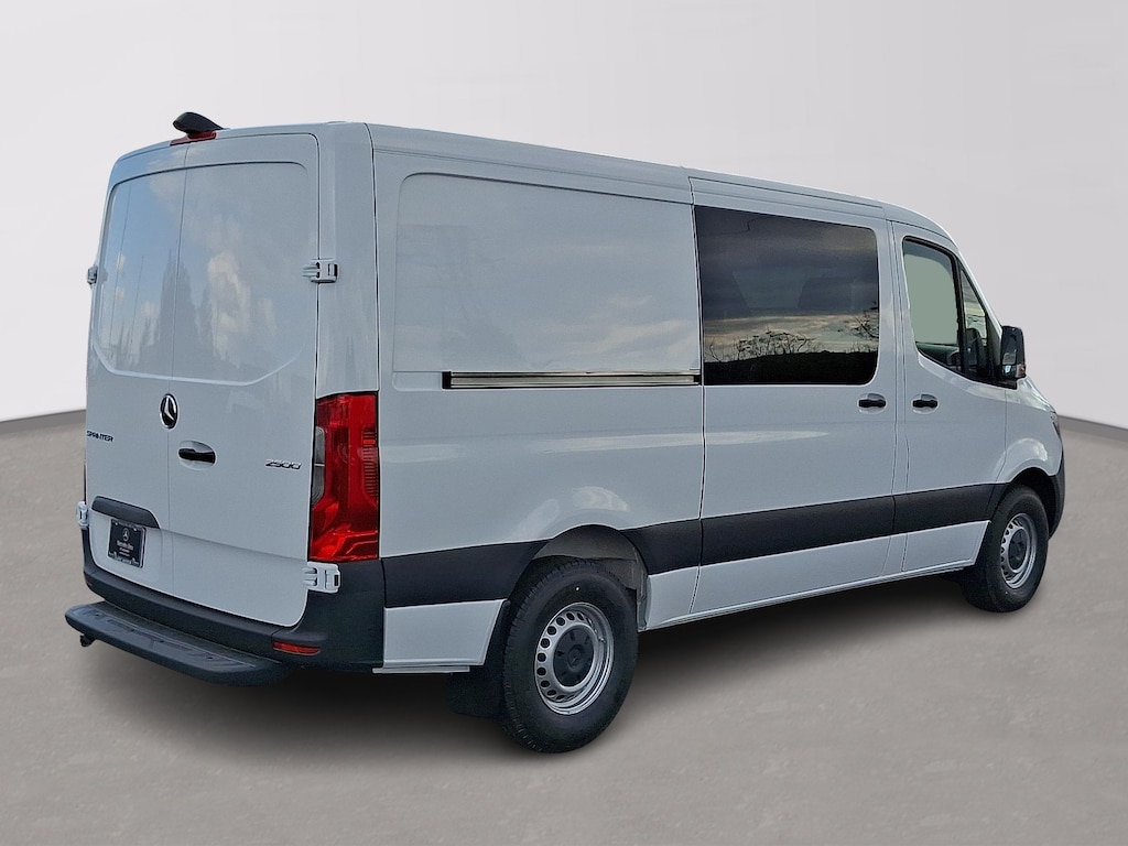 New 2025 Mercedes-Benz Sprinter 2500 Standard Roof 4-Cyl Diesel Van Crew Van