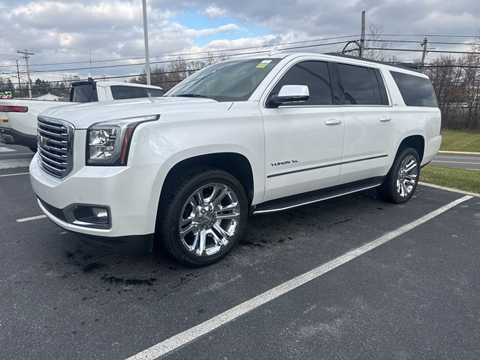 2019 GMC Yukon XL SLT's photo