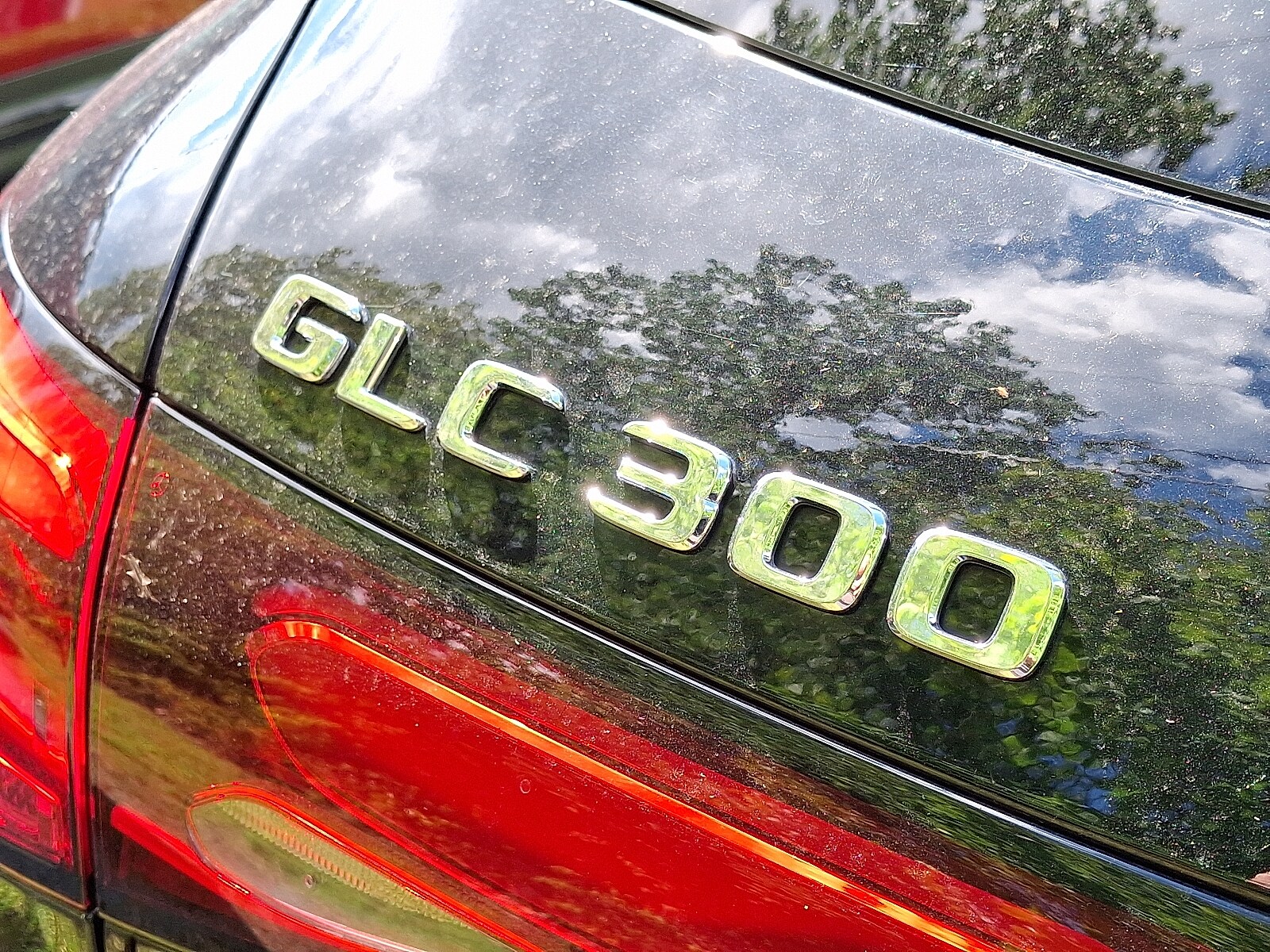 2023 Mercedes Benz GLC 300 4MATIC photo 3